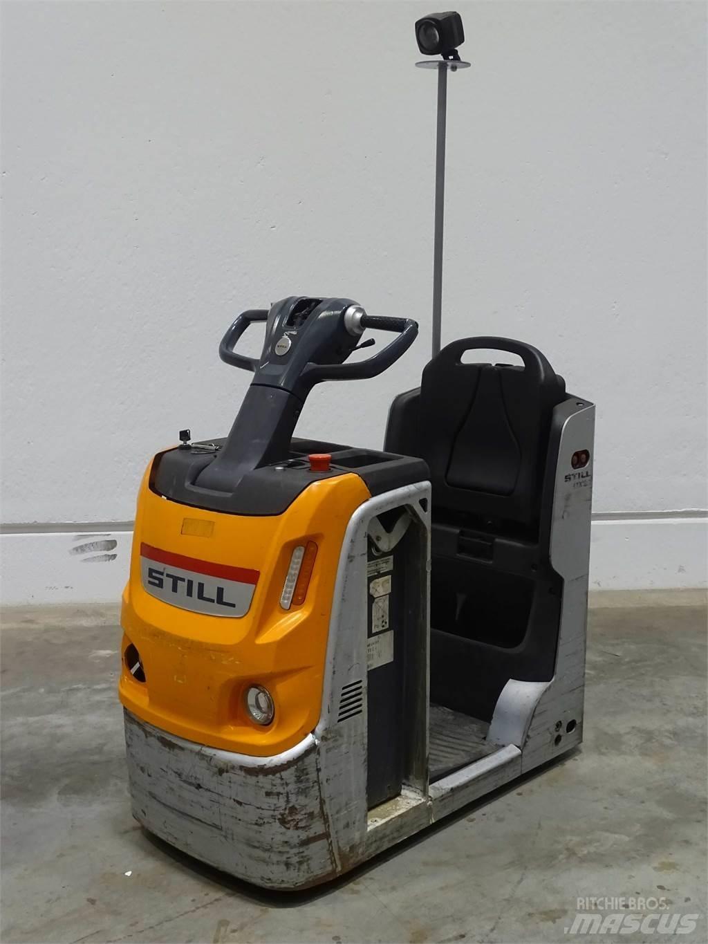 Still LTX20 Tow truck