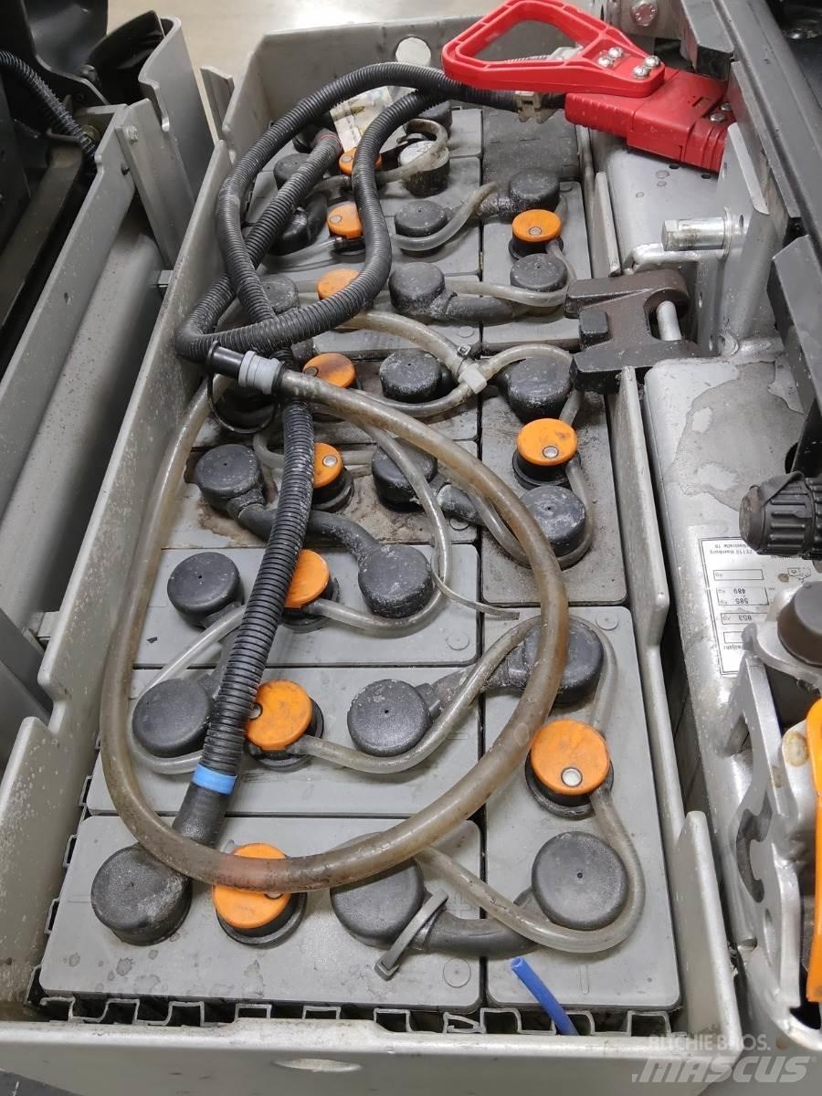 Still LTX50 Tow truck