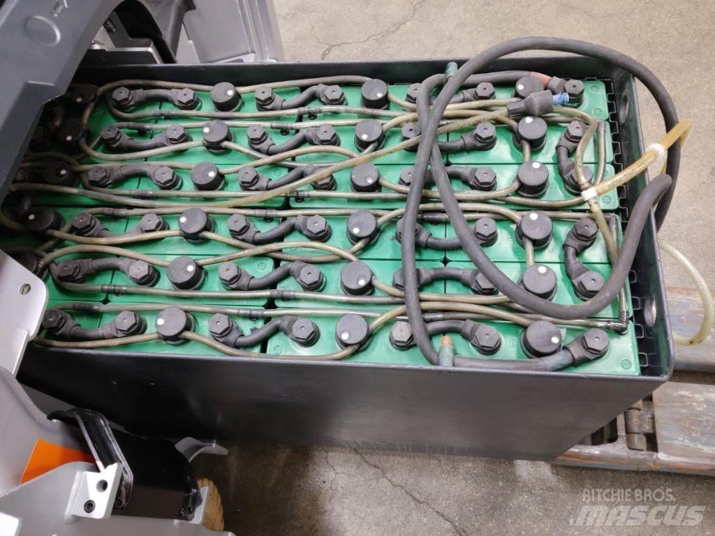Still LTX70 Tow truck