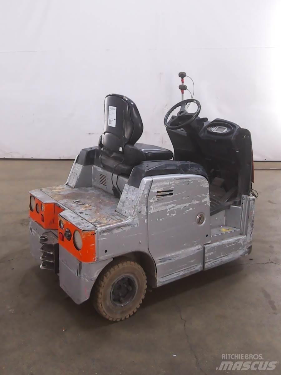 Still LTX70 Tow truck