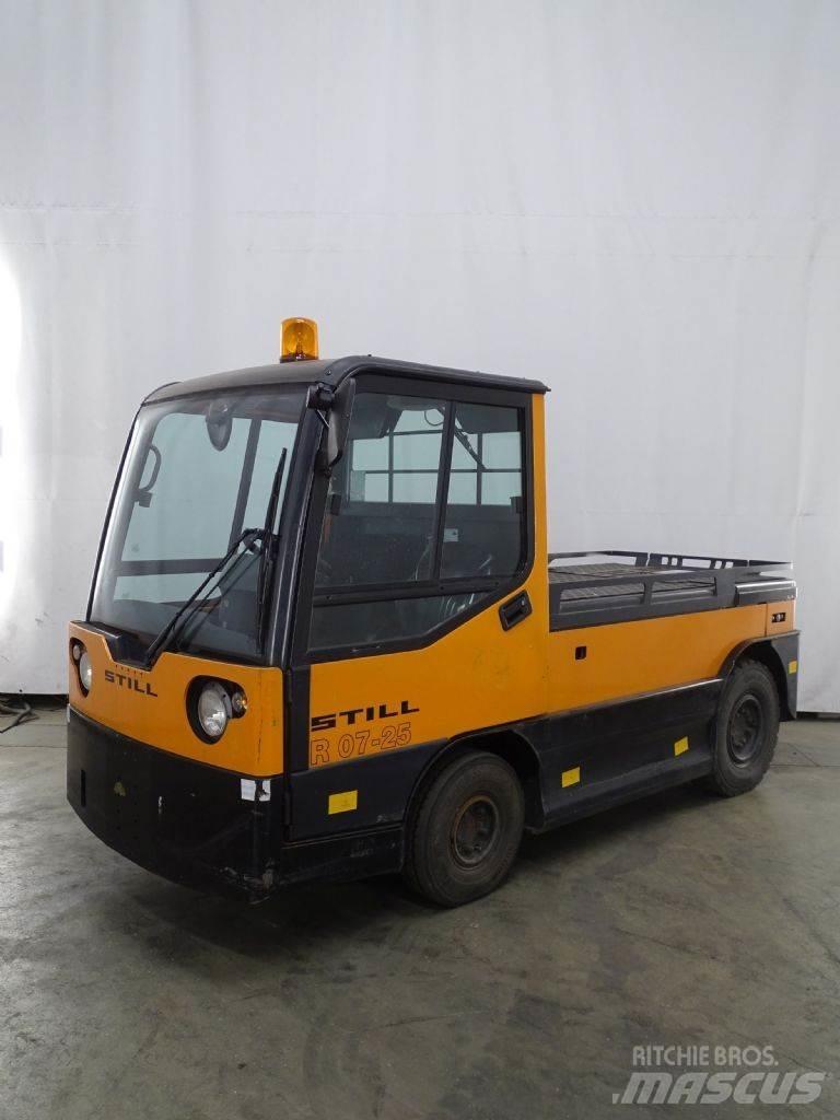 Still R07-25 Tow truck