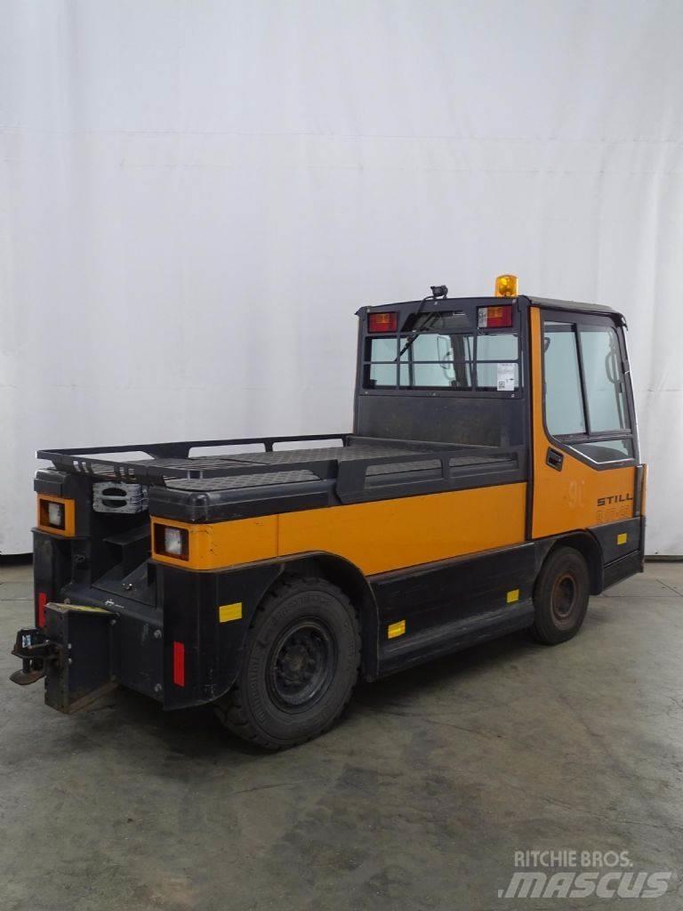 Still R07-25 Tow truck