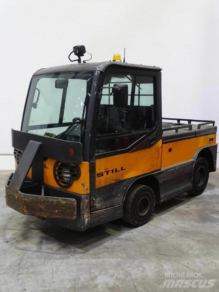 Still R07-25 Tow truck