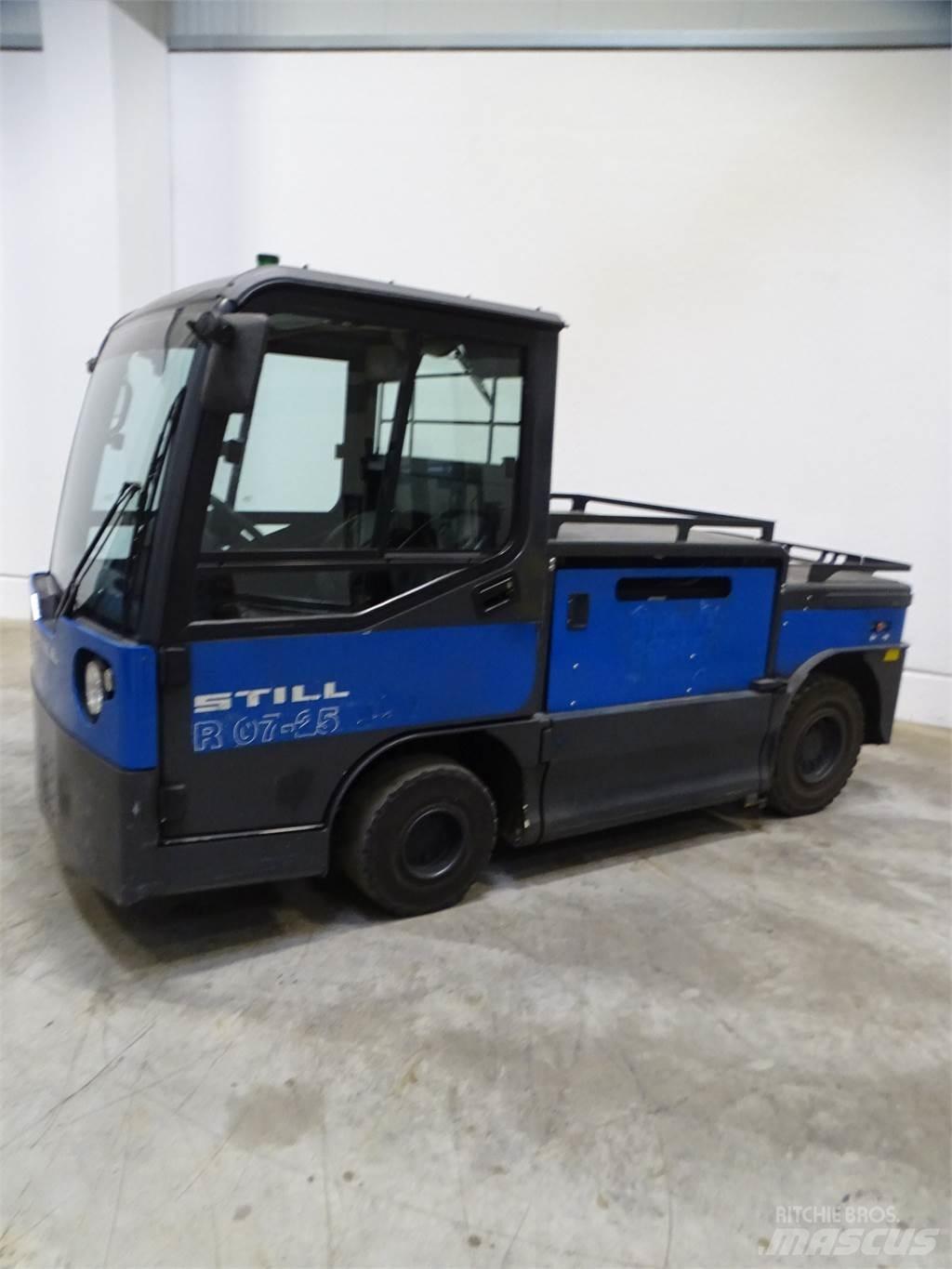 Still R07-25 Tow truck