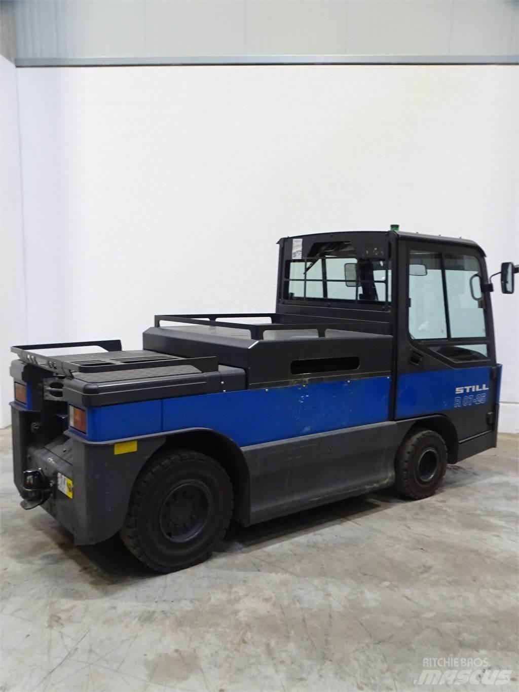 Still R07-25 Tow truck
