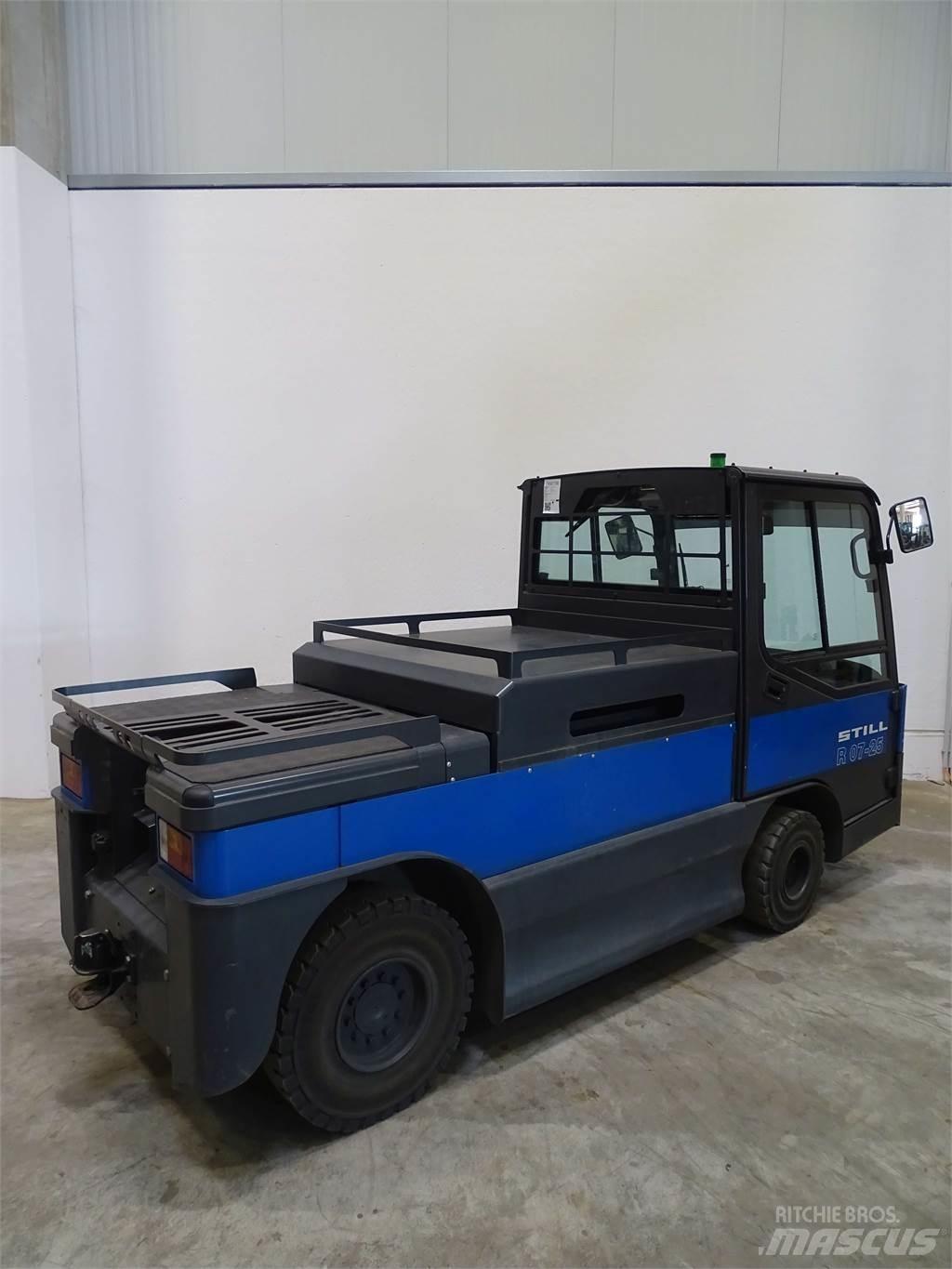 Still R07-25L Tow truck