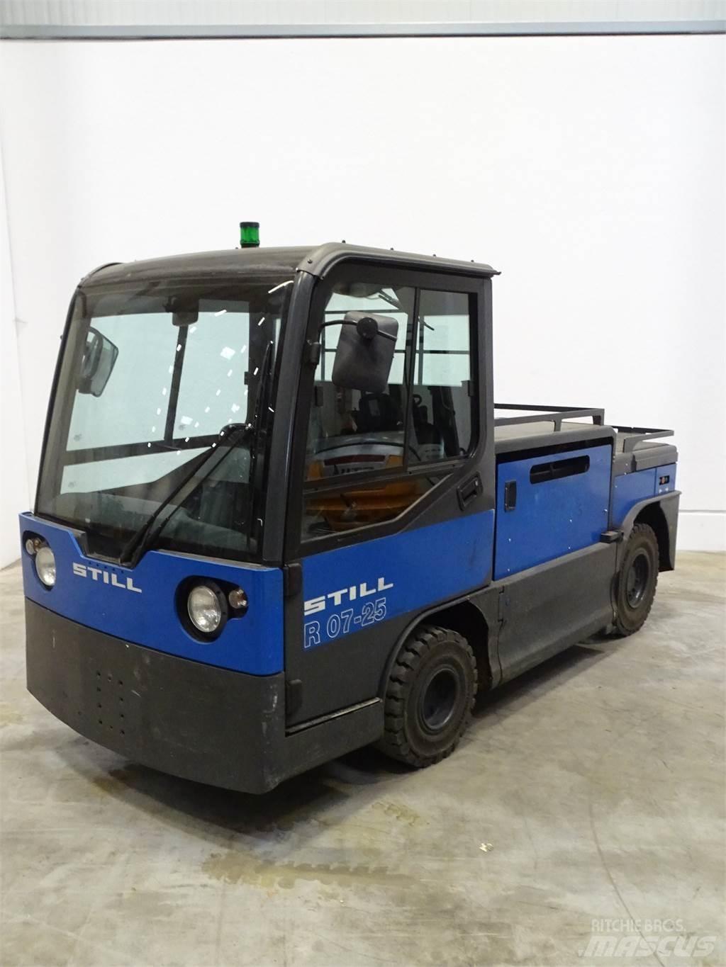 Still R07-25L Tow truck