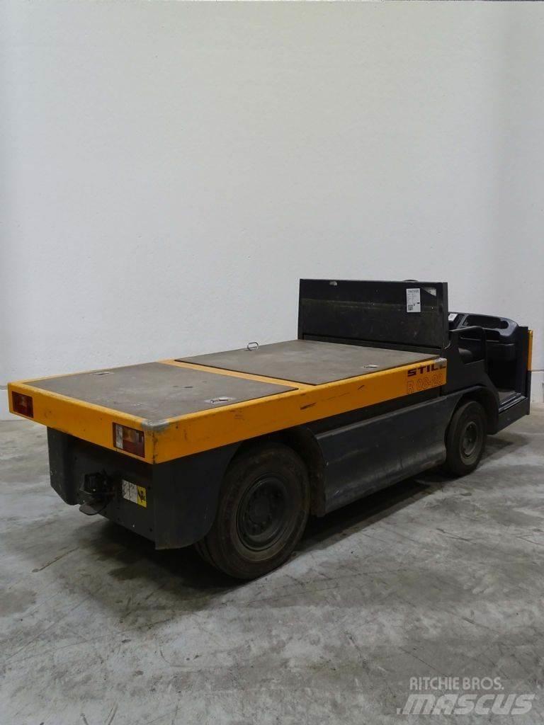 Still R08-20 Tow truck