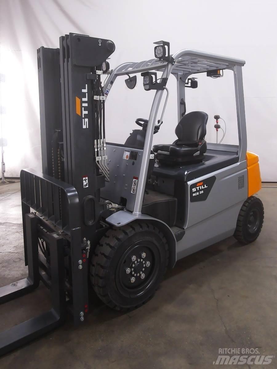 Still RCE35 Electric forklift trucks