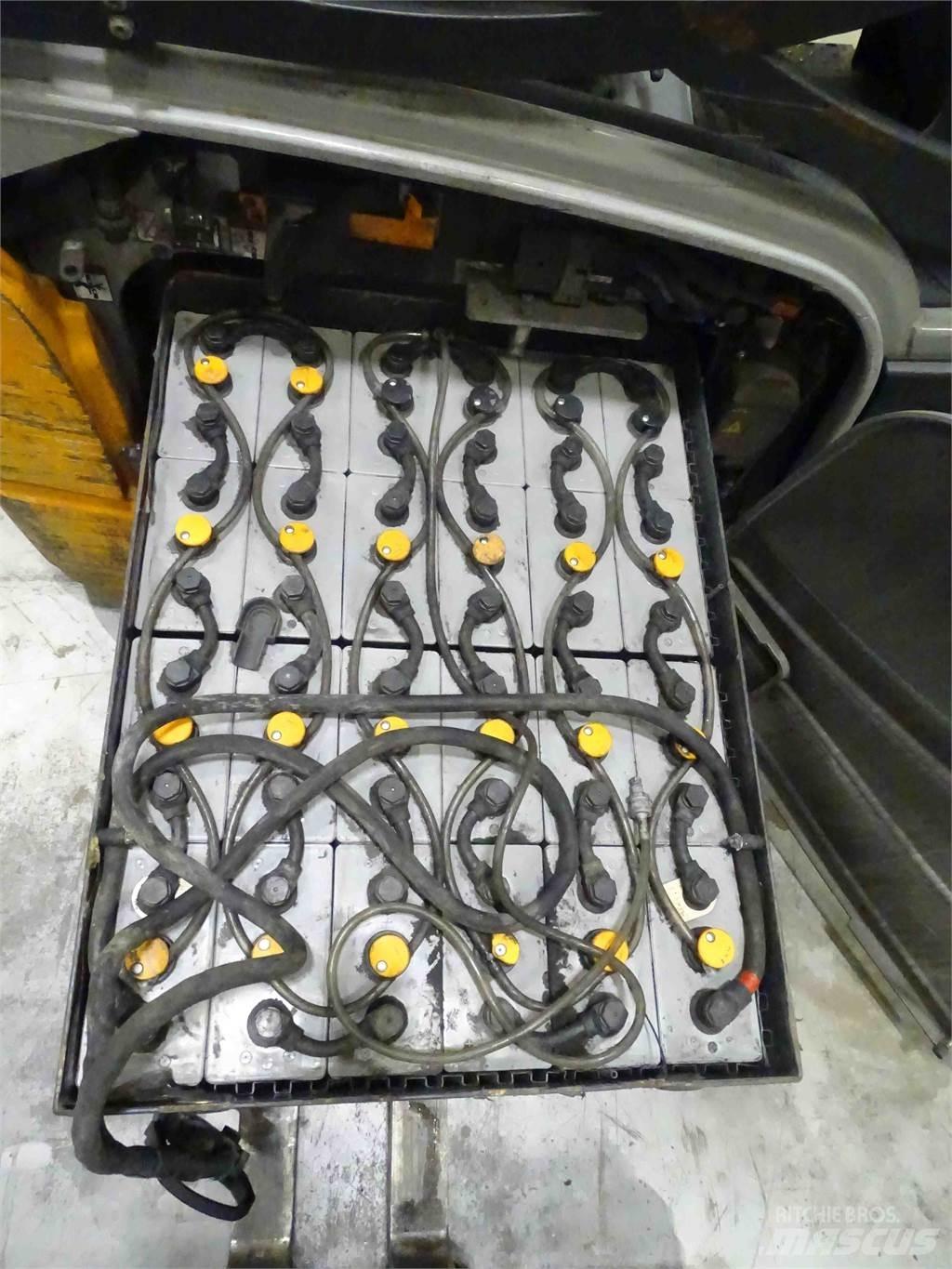 Still RX20-18 Electric forklift trucks
