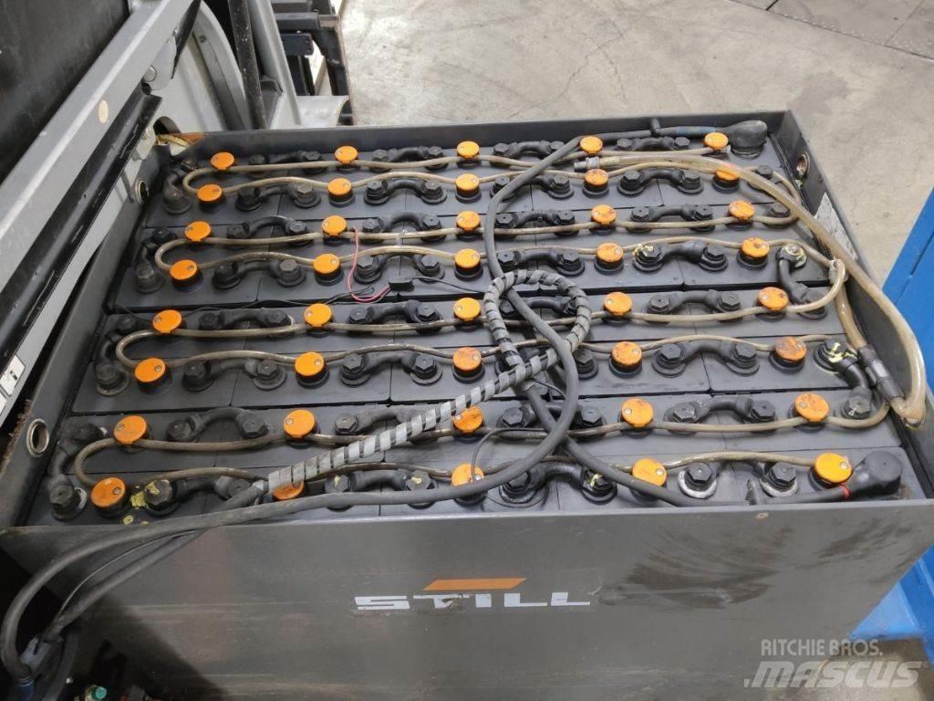 Still RX60-25 Electric forklift trucks