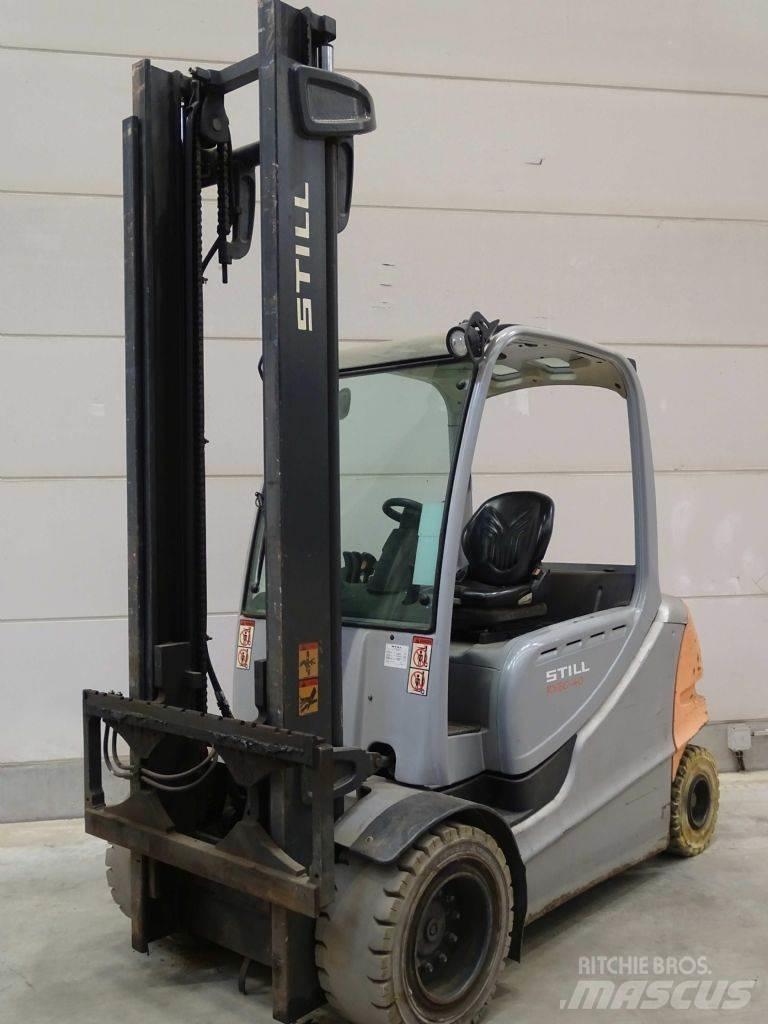 Still RX60-40 Electric forklift trucks