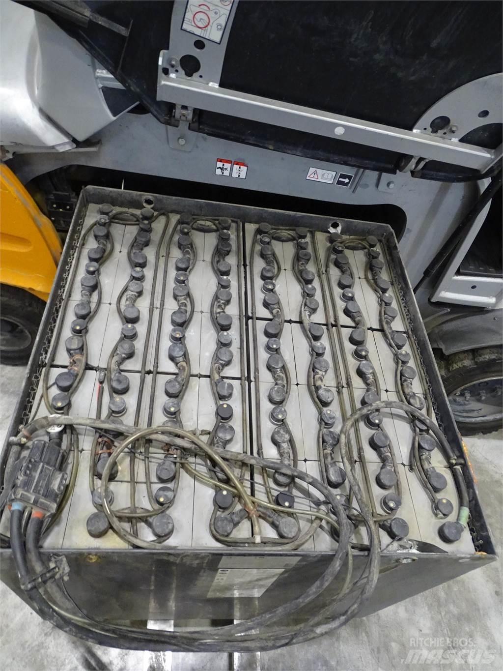 Still RX60-50 Electric forklift trucks
