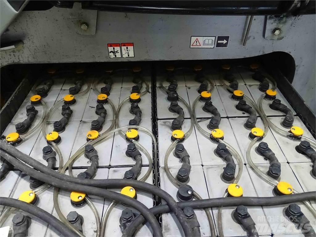 Still RX60-50 Electric forklift trucks
