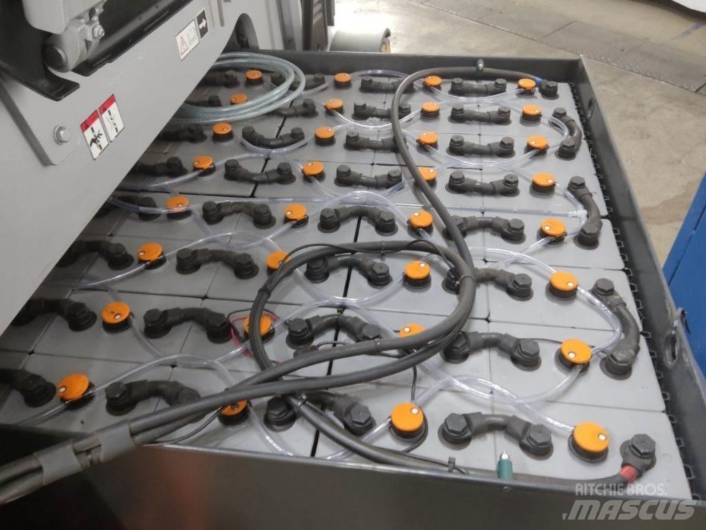 Still RX60-50/600 Electric forklift trucks