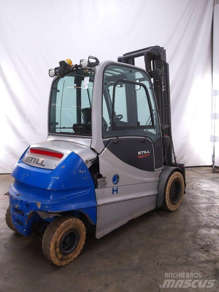 Still RX60-50/600 Electric forklift trucks