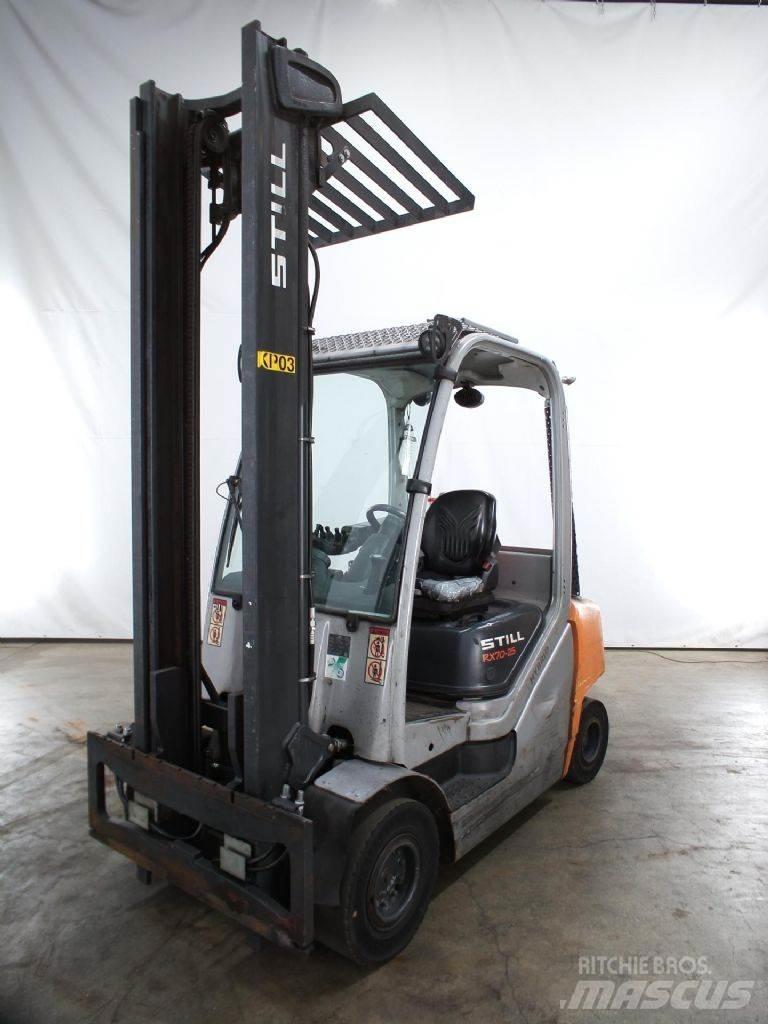 Still RX70-25 Diesel trucks