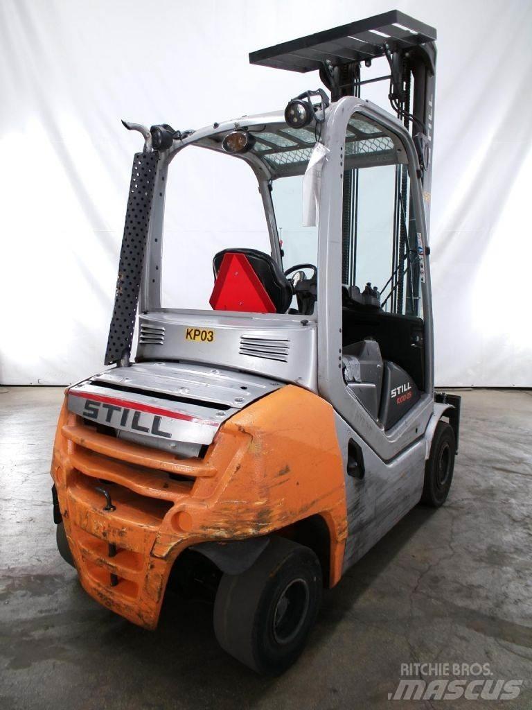 Still RX70-25 Diesel trucks