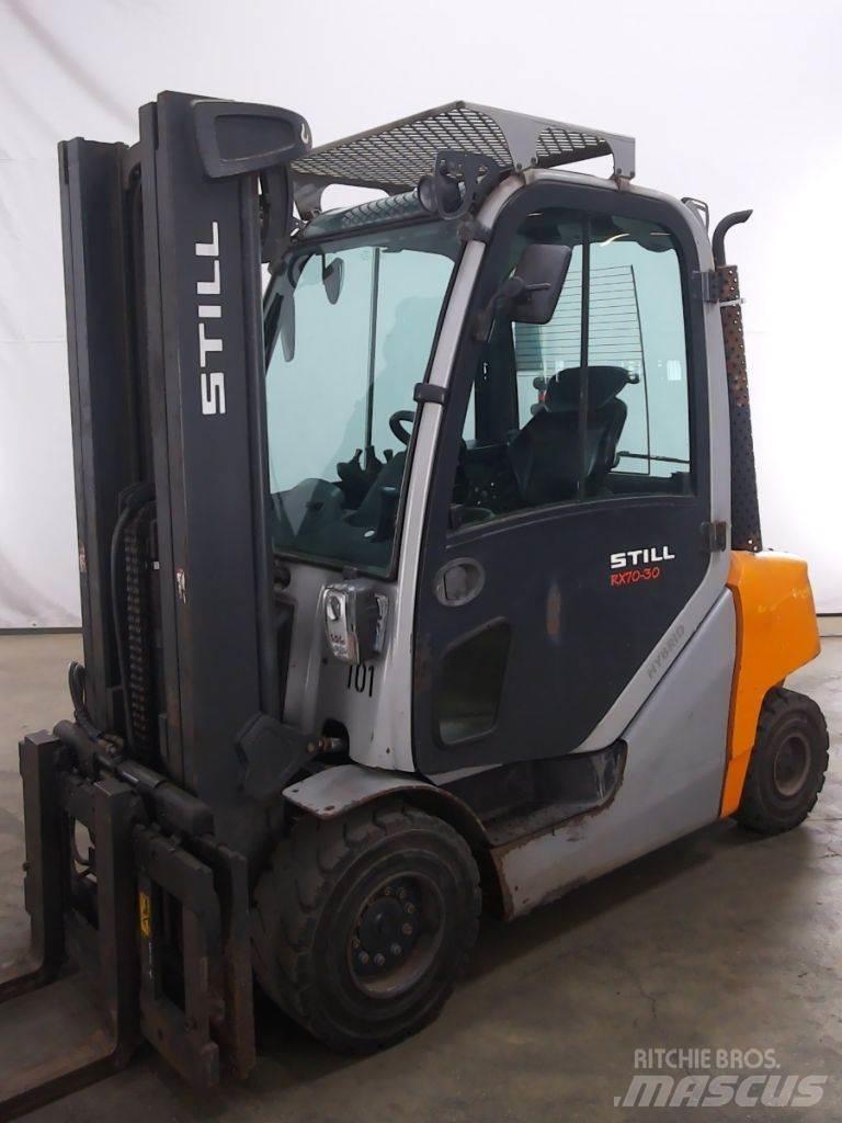 Still RX70-30 Diesel trucks