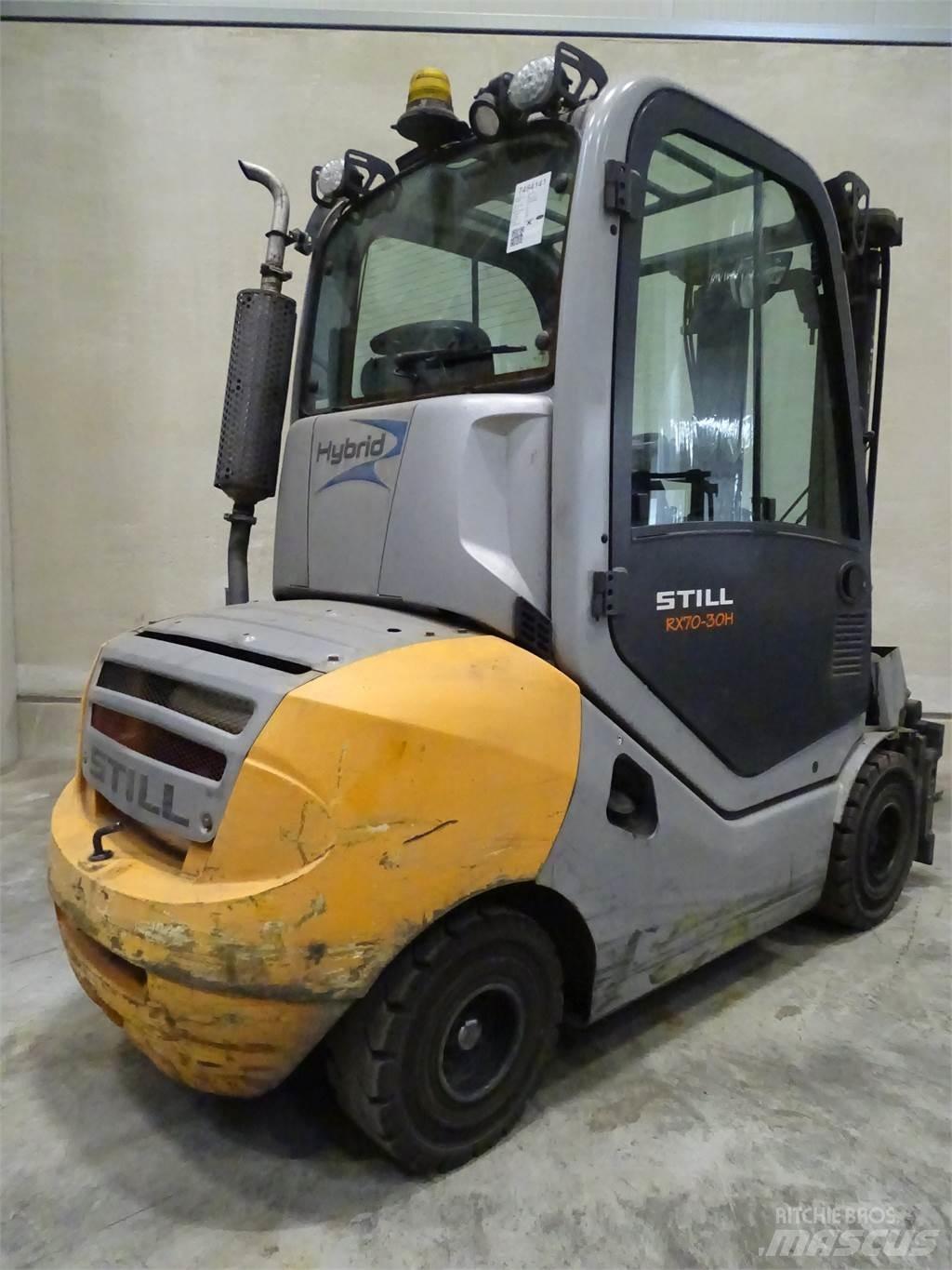 Still RX70-30 Diesel trucks