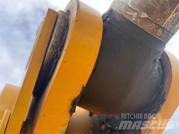 CAT 320 Crawler excavators