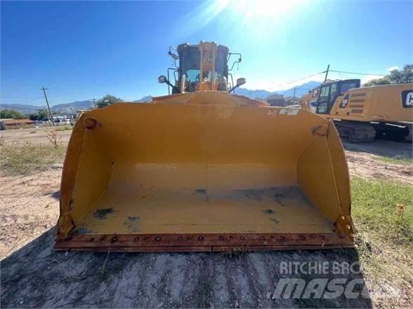 CAT 938M Wheel loaders