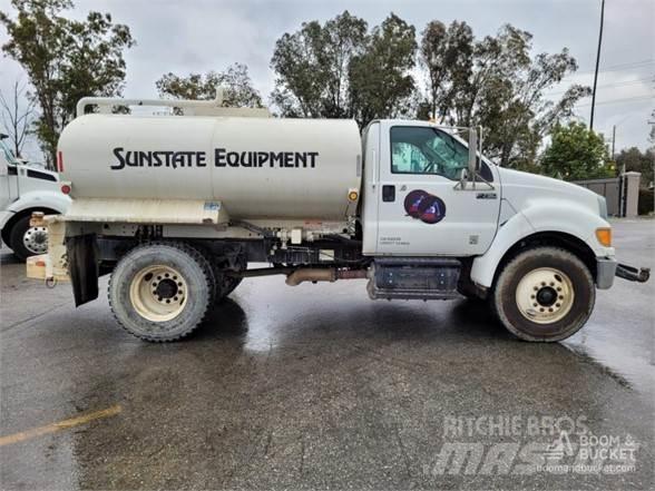 Ford F750 Water bowser