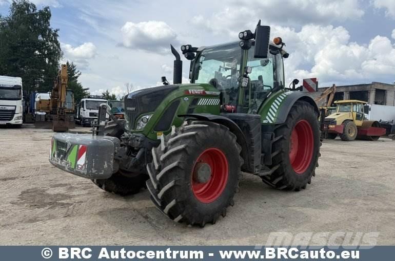 Fendt 724 Vario Tractors