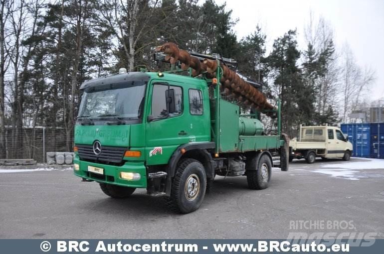 Mercedes-Benz Atego Truck mounted cranes
