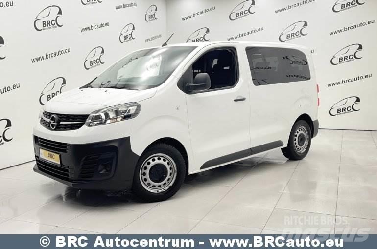 Opel Vivaro Mini bus