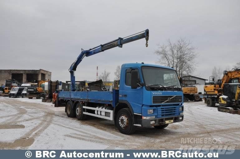 Volvo FM7 Truck mounted cranes