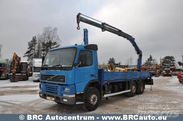 Volvo FM7 Truck mounted cranes