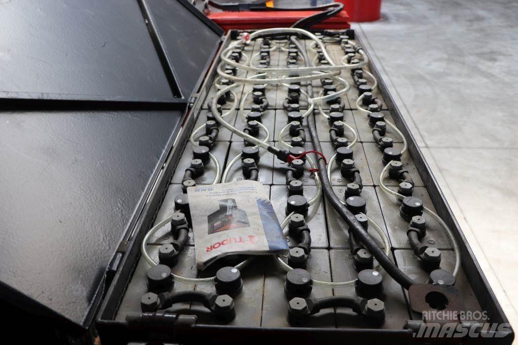 Amlift PKD 20/21/50 Side loader