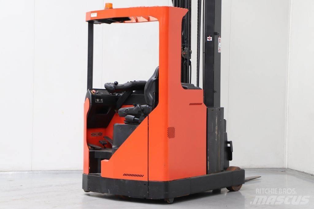 BT RR B3 Reach truck