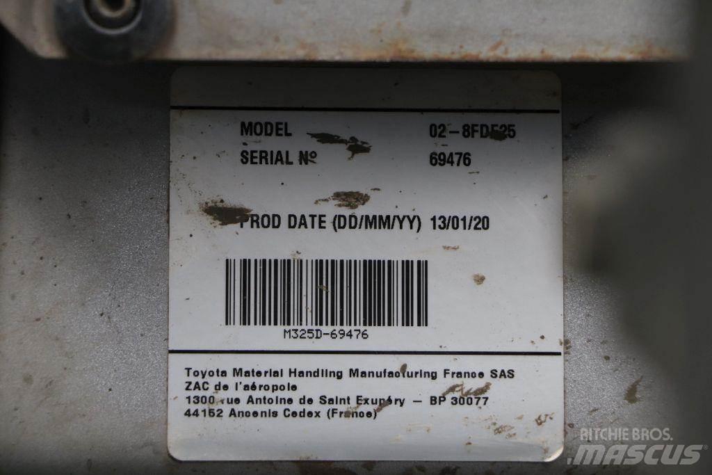 Cesab M325D Diesel trucks