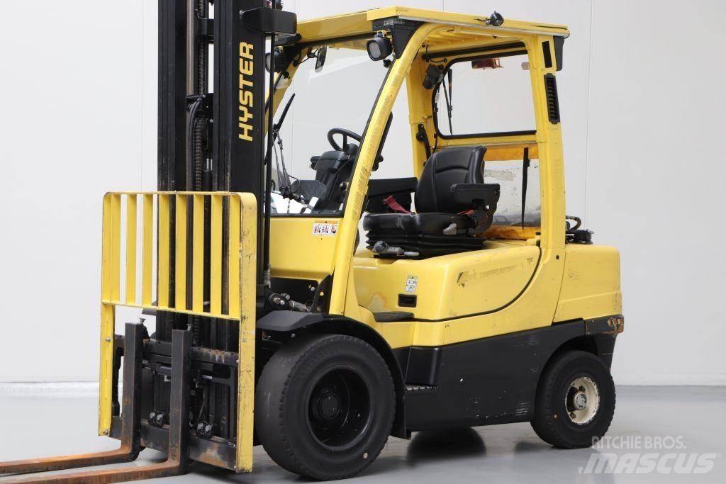Hyster H3.0FT LPG trucks