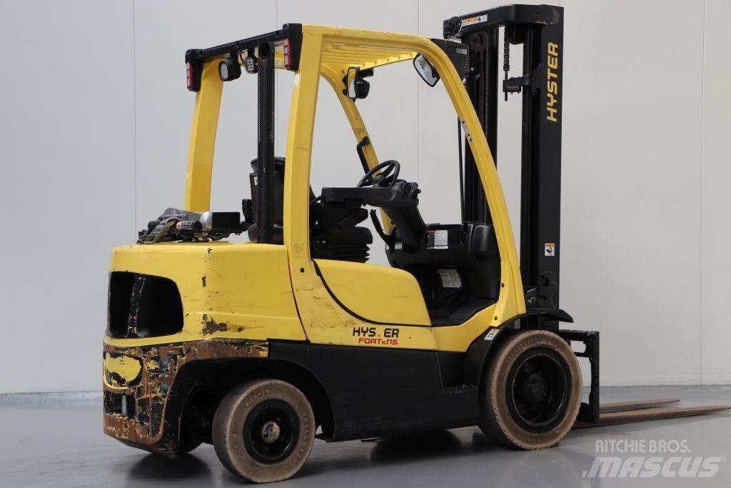Hyster H3.0FT LPG trucks
