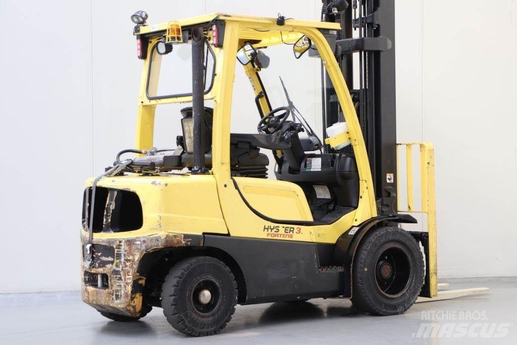 Hyster H3.0FT LPG trucks