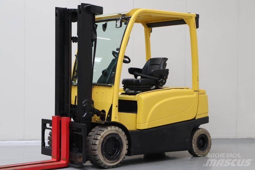 Hyster J3.0XN Electric forklift trucks