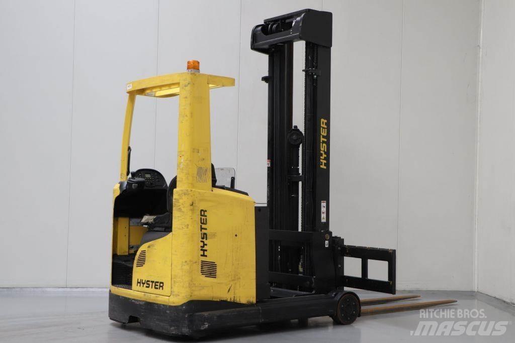 Hyster R2.5 Reach truck