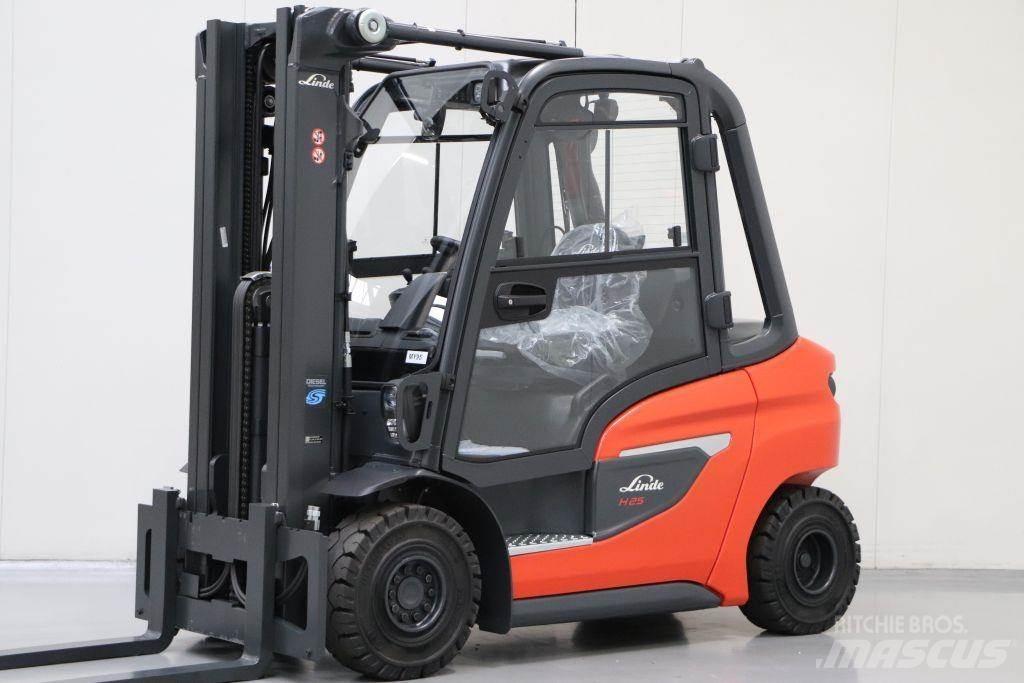 Linde H25D-01 Diesel trucks
