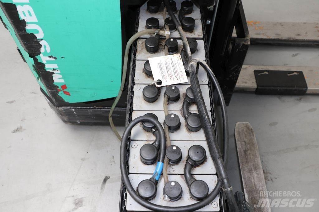 Mitsubishi SBS15N Self propelled stackers