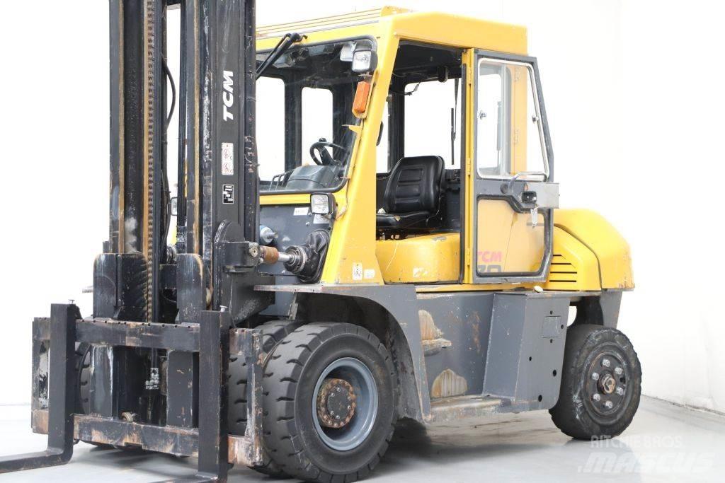 TCM FD70-2 Diesel trucks