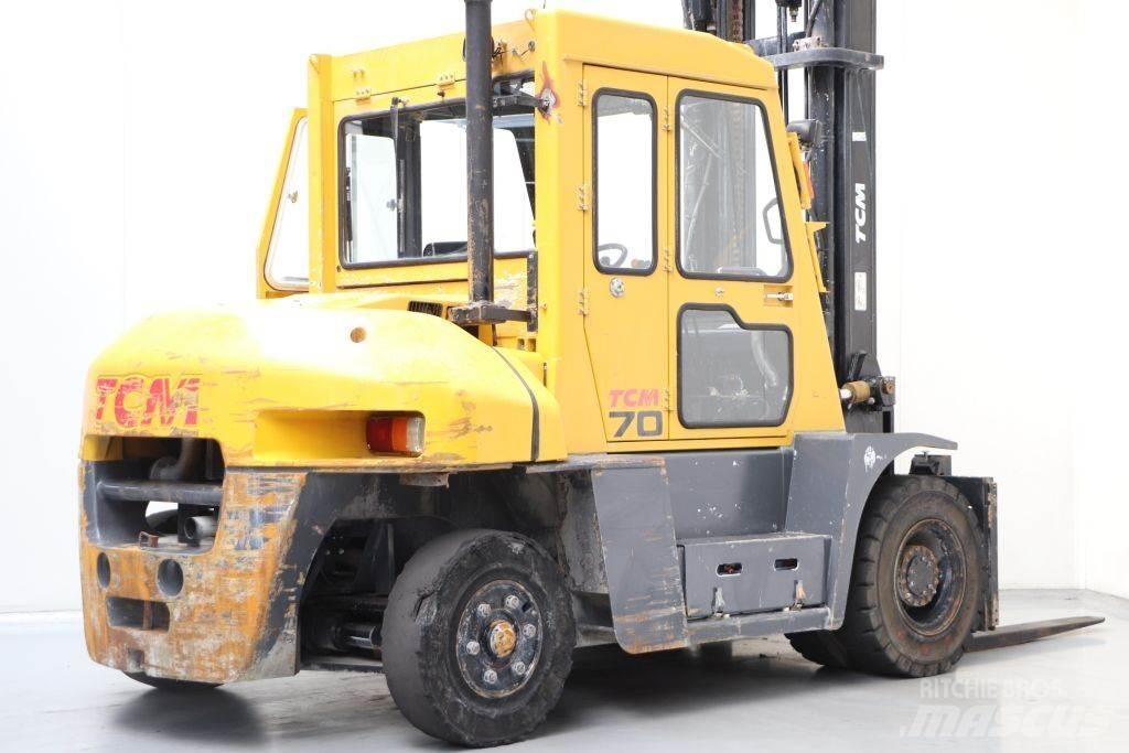 TCM FD70-2 Diesel trucks