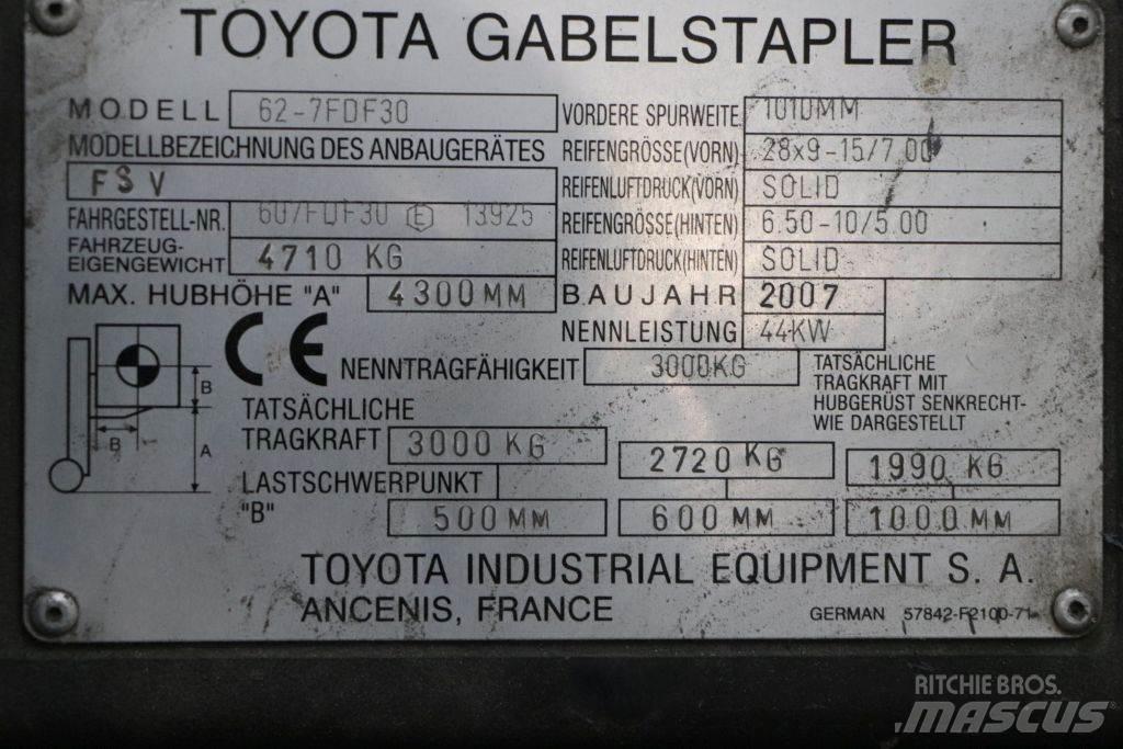 Toyota 62-7FDF30 Diesel trucks