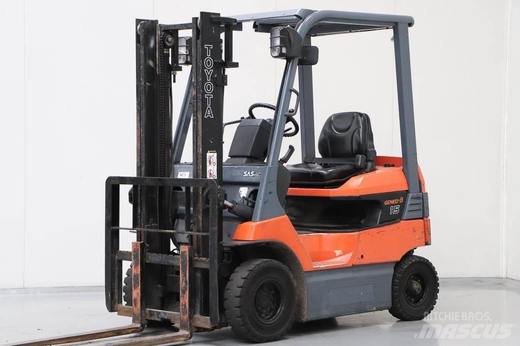 Toyota 7FB15 Electric forklift trucks