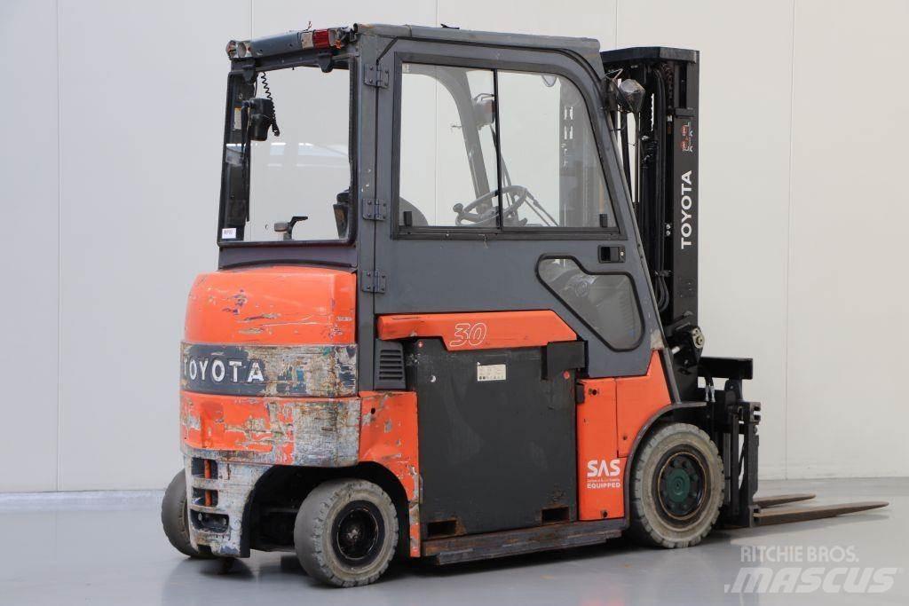 Toyota 7FBMF30 Electric forklift trucks
