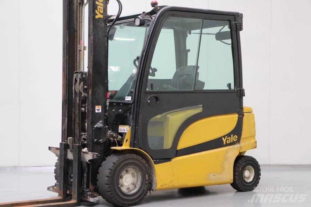Yale ERP30VL Electric forklift trucks