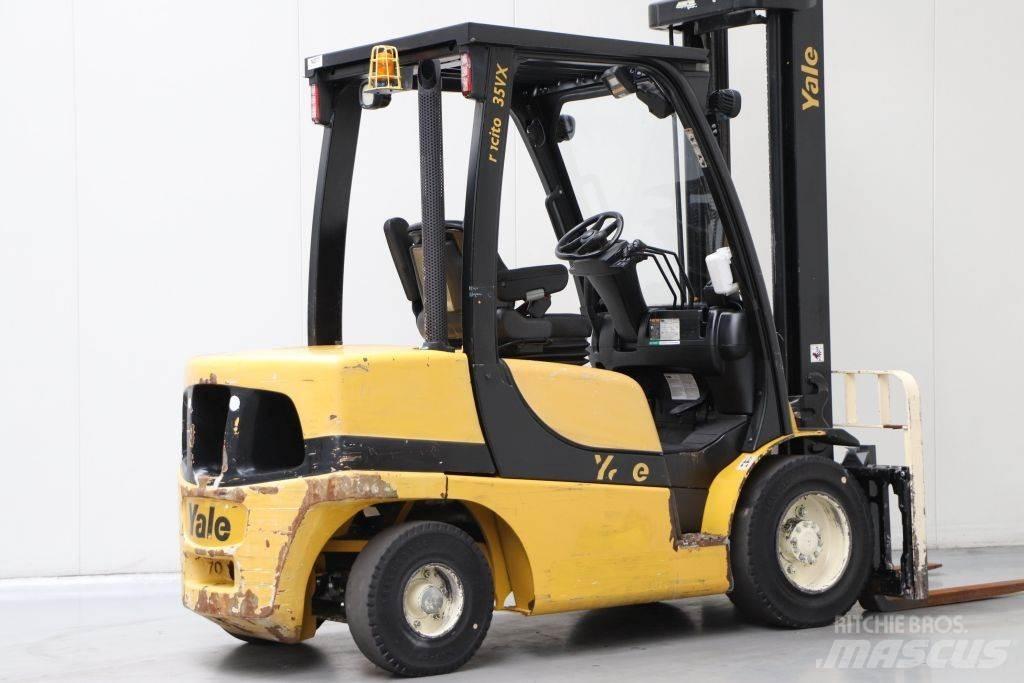 Yale GDP35VX Diesel trucks