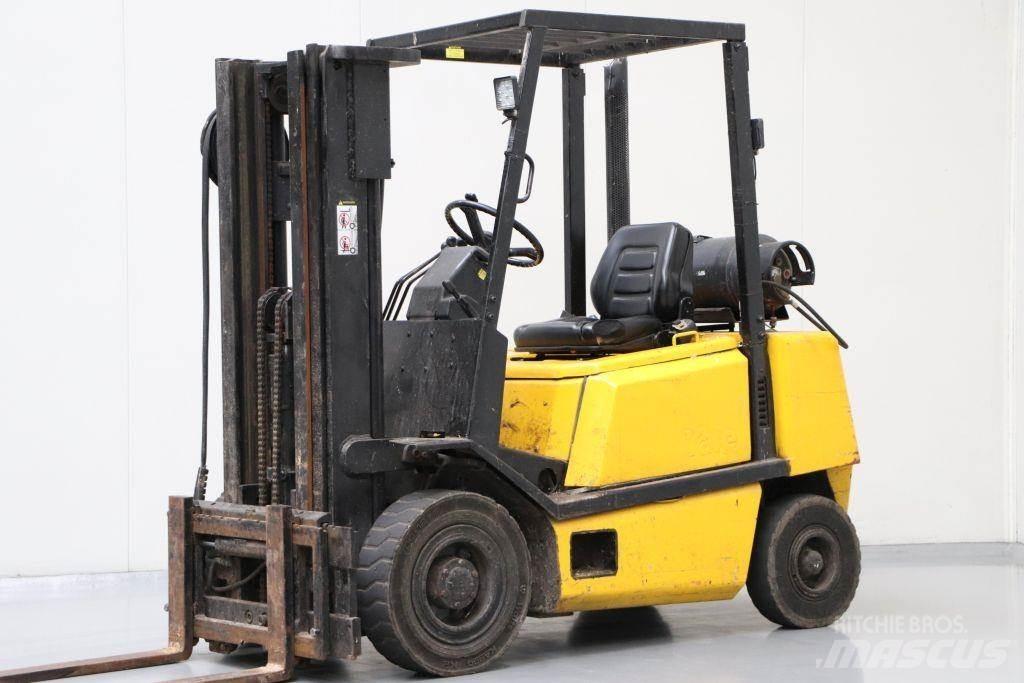 Yale GLP25 LPG trucks